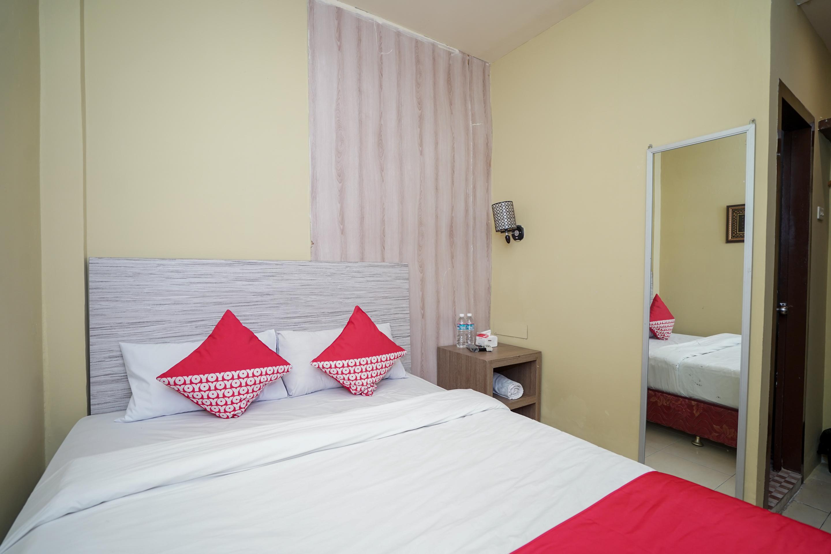 Urbanview Hotel Best Skip Palembang Kültér fotó