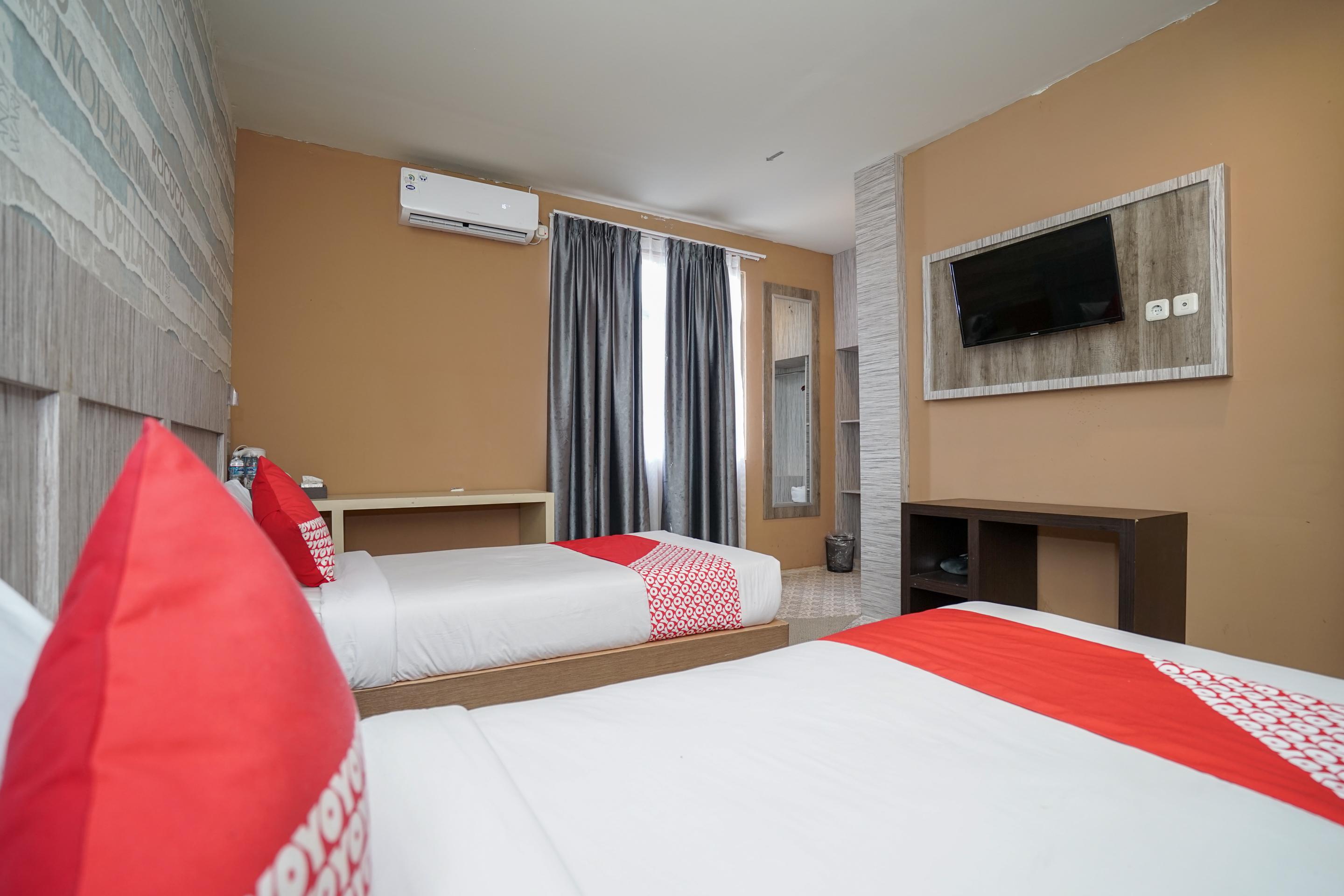 Urbanview Hotel Best Skip Palembang Kültér fotó