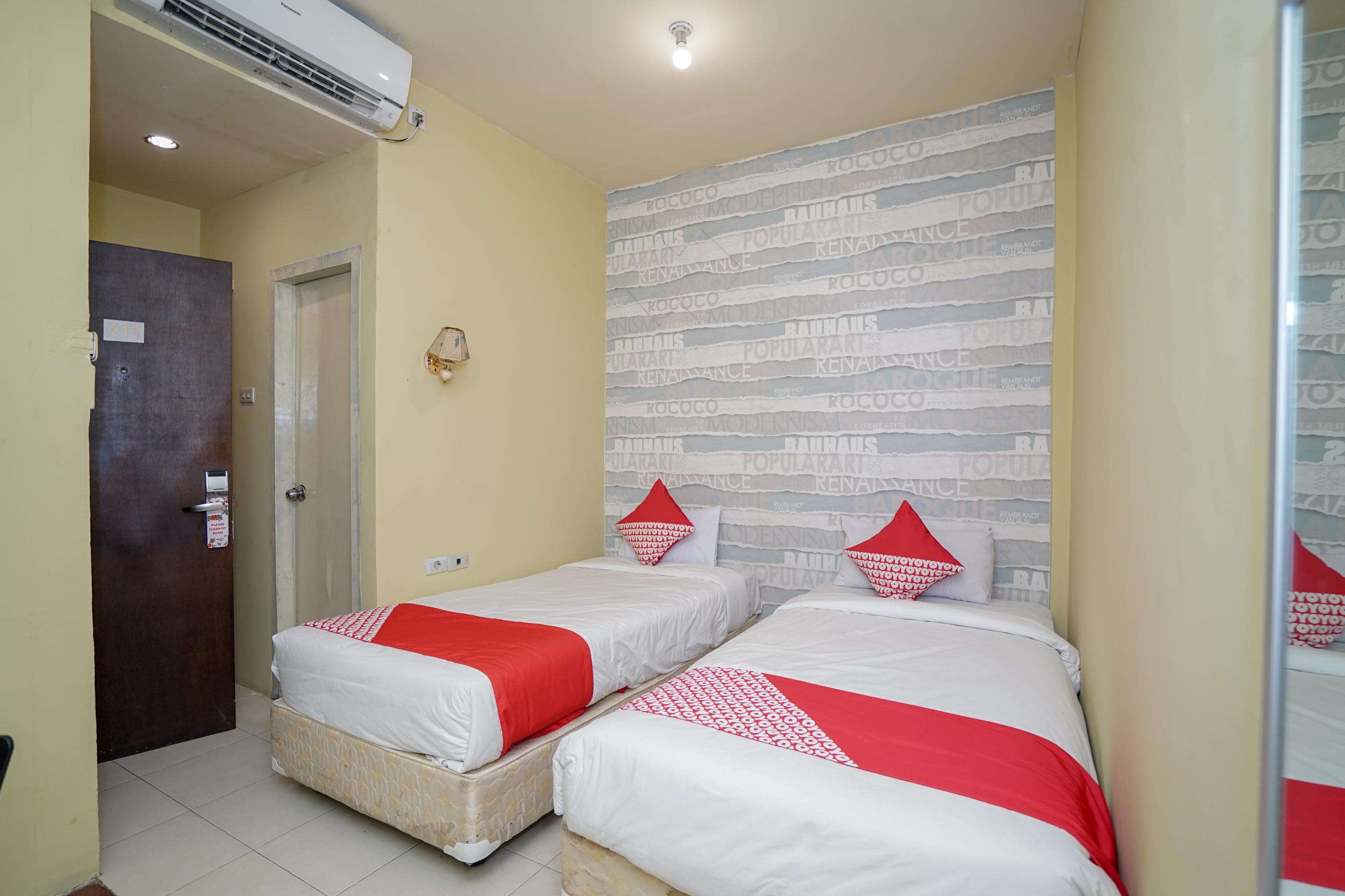 Urbanview Hotel Best Skip Palembang Kültér fotó