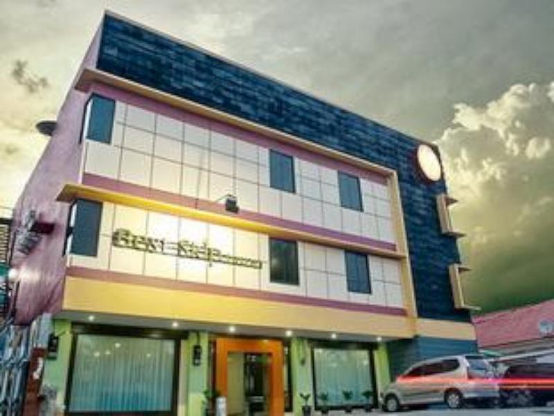 Urbanview Hotel Best Skip Palembang Kültér fotó